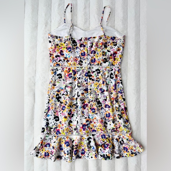 BETSEY JOHNSON Floral Mini Dress Ruffle Hem Fit & Flare - Picture 3 of 8